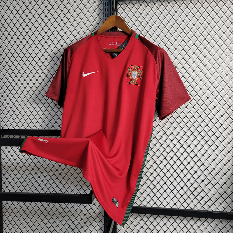 Retro Portugal 2016 home